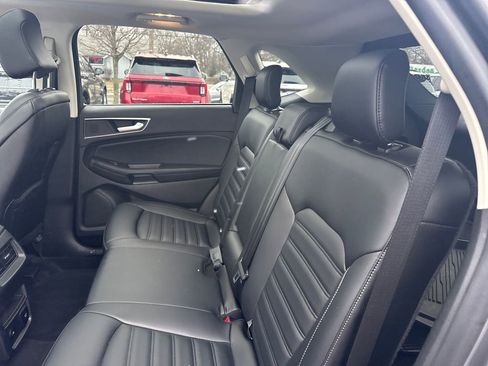 Used 2024 Ford Edge SEL w/ Convenience Package image 27