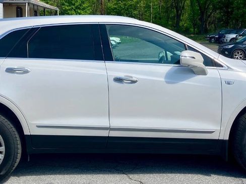 Used 2020 Cadillac XT5 Premium Luxury AWD/4WD image 4