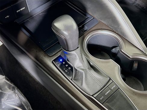 Certified 2023 Toyota Camry SE image 16