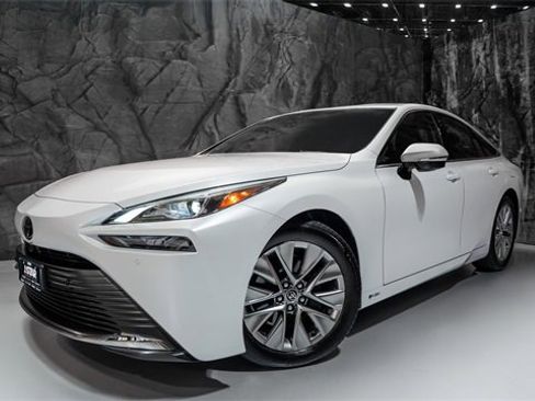 Used 2024 Toyota Mirai XLE w/ Advanced Technology Package image 1