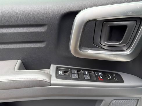 Used 2007 Honda Ridgeline RTL image 10