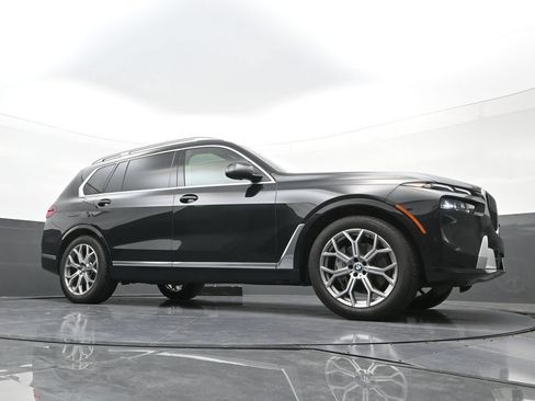 Used 2026 BMW X7 xDrive40i AWD/4WD image 22