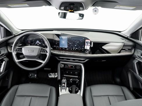 New 2025 Audi Q5 Premium image 18