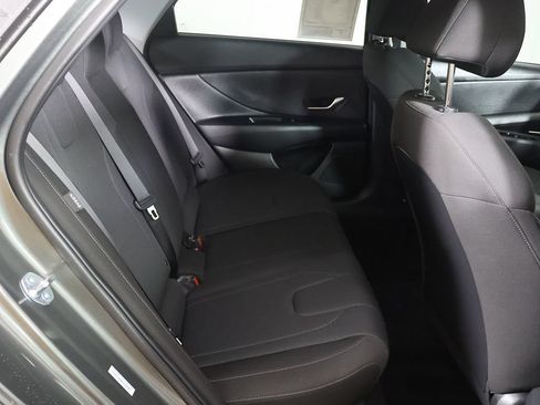 Used 2026 Hyundai Elantra SE w/ Cargo Package FWD image 28