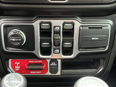 Used 2023 Jeep Gladiator Mojave w/ LED Lighting Group image 37