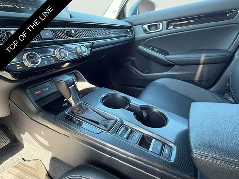 Used 2024 Honda Civic Touring image 11