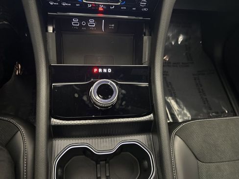 New 2025 Jeep Grand Cherokee Altitude AWD/4WD image 44