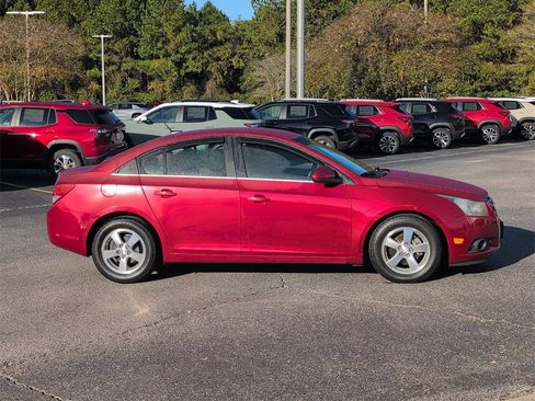Used 2012 Chevrolet Cruze LT image 2