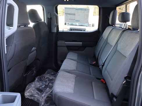 New 2026 Ford F250 XLT w/ FX4 Off-Road Package image 10