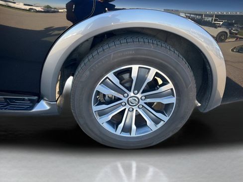 Used 2018 Nissan Armada SL w/ Moonroof Package image 29