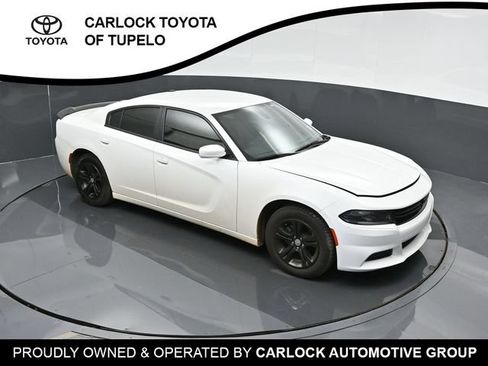 Used 2022 Dodge Charger SXT RWD image 44