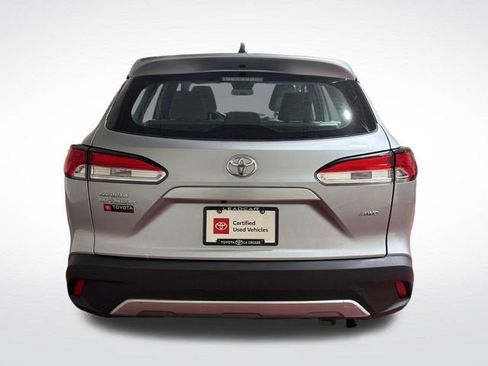 Certified 2023 Toyota Corolla Cross L AWD/4WD image 4