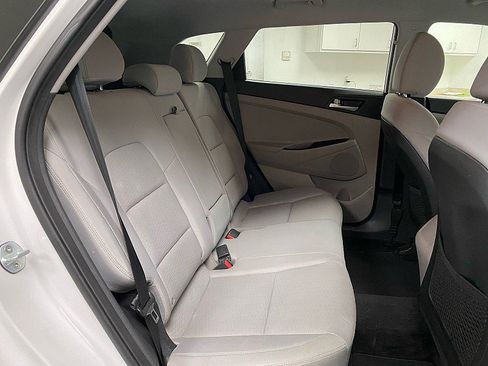 Used 2020 Hyundai Tucson SE image 13