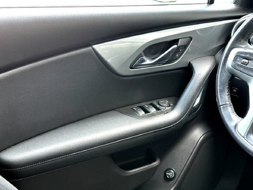 Used 2019 Chevrolet Blazer LT FWD image 26