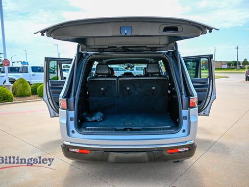 Used 2024 Jeep Wagoneer 4WD image 17