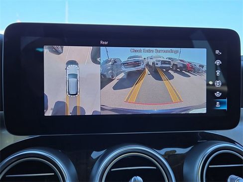Used 2022 Mercedes-Benz GLC 300 image 25