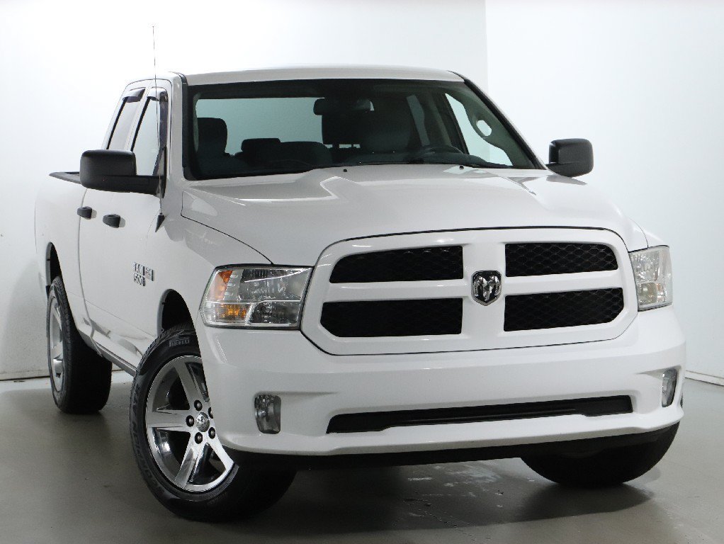 Used 2015 RAM 1500 Express AWD/4WD image 2