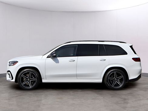 New 2026 Mercedes-Benz GLS 450 4MATIC image 4