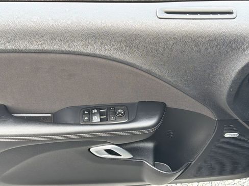 Used 2023 Dodge Challenger R/T image 3