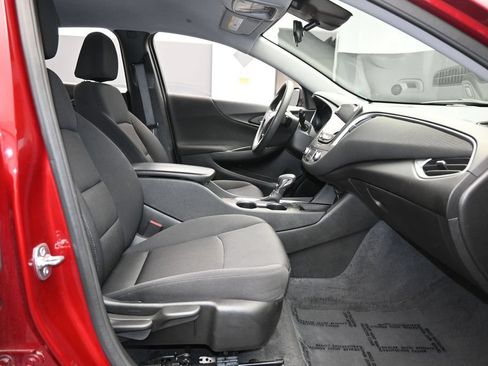 Used 2025 Chevrolet Malibu LT FWD image 42