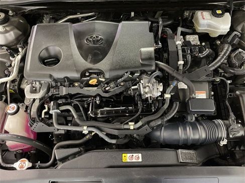 Used 2021 Toyota Camry XSE image 36