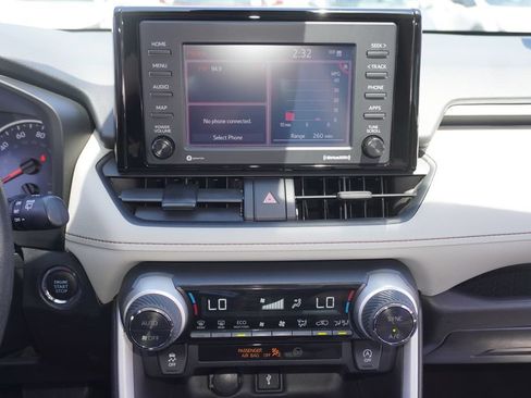 Used 2021 Toyota RAV4 XLE FWD image 18