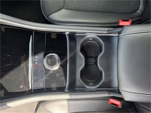 New 2025 Jeep Grand Cherokee L Altitude image 10