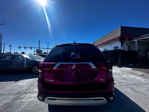 Used 2020 Mitsubishi Outlander SE FWD image 5