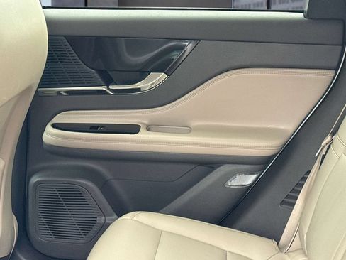 Certified 2022 Lincoln Corsair FWD image 16