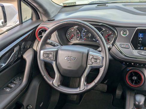 Used 2022 Chevrolet Blazer RS w/ Enhanced Convenience Package image 16