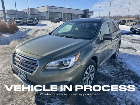 Used 2017 Subaru Outback 2.5i Touring image 7