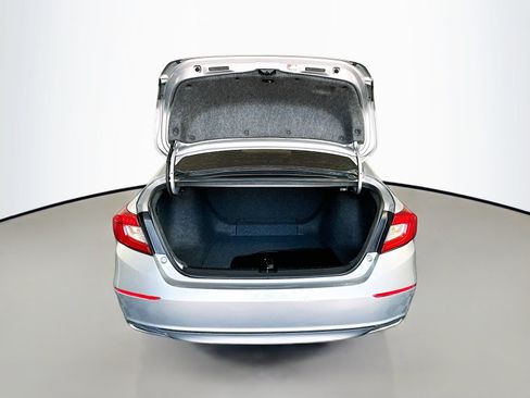 Used 2019 Honda Accord LX image 24