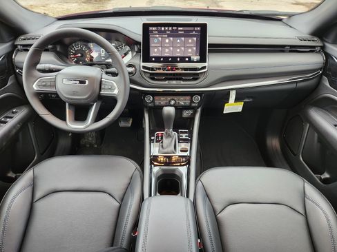 New 2026 Jeep Compass Limited image 3