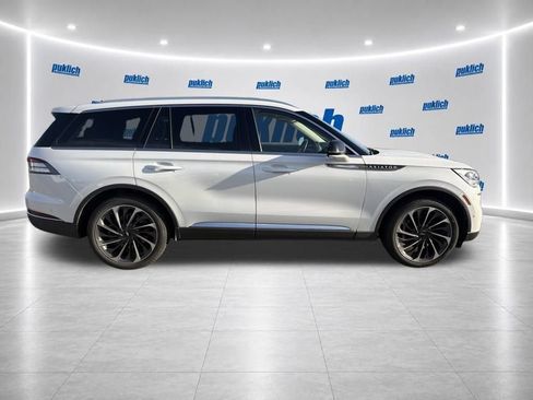 Used 2022 Lincoln Aviator Reserve w/ Equipment Group 201A AWD/4WD image 8