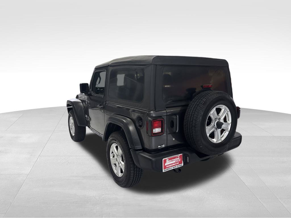 Used 2019 Jeep Wrangler Sport AWD/4WD image 5