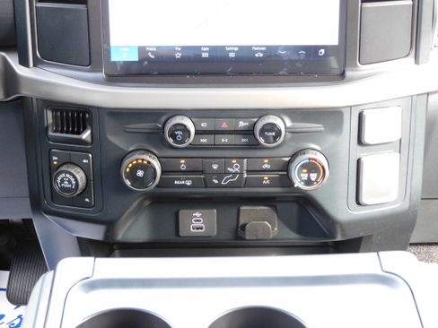 New 2025 Ford F150 XL w/ Equipment Group 103A High image 16