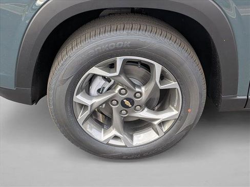 New 2026 Chevrolet Trax LT w/ Driver Confidence Package image 10