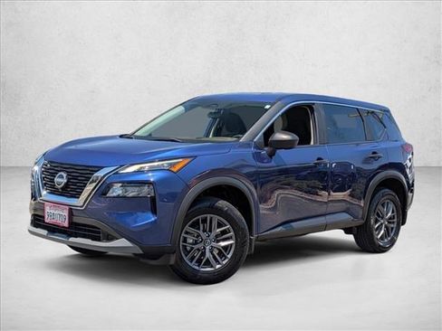 Used 2023 Nissan Rogue S FWD image 1