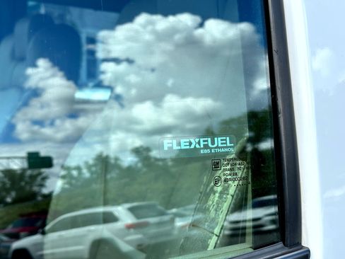 Used 2014 GMC Savana 1500 image 12