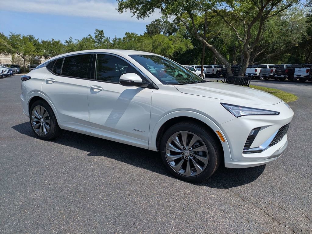 New 2026 Buick Envista Avenir FWD image 2