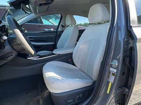 Used 2021 Hyundai Sonata SEL image 9
