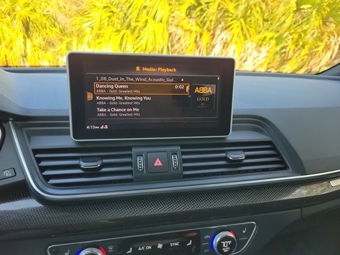 Used 2018 Audi SQ5 Prestige w/ Prestige Package image 24