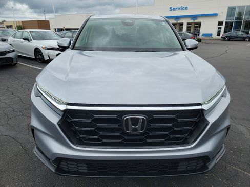 Used 2026 Honda CR-V LX image 2