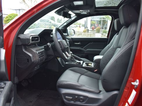 Certified 2024 Toyota Tacoma Limited w/ Limited Package (LT) image 18