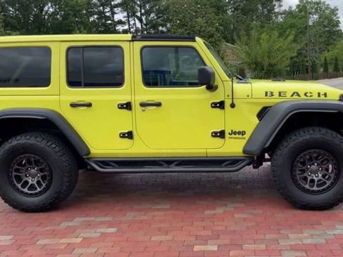 Used 2022 Jeep Wrangler Unlimited Sport w/ Xtreme Recon 35" Tire Package AWD/4WD image 2
