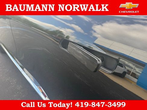 Used 2025 Chevrolet Equinox EV LT w/ Convenience Package AWD/4WD image 15