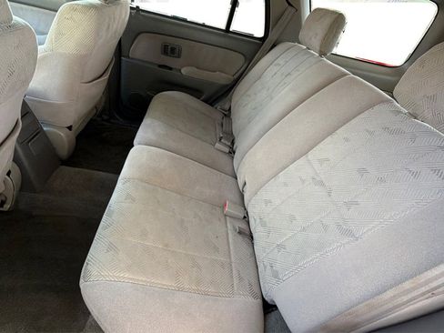 Used 2002 Toyota 4Runner SR5 image 14
