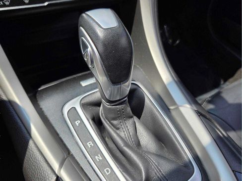 Used 2014 Ford Fusion SE w/ Equipment Group 502A FWD image 23