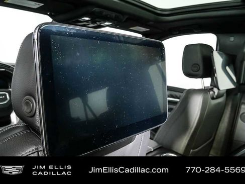 Used 2023 GMC Yukon XL Denali w/ Denali Reserve Package image 37