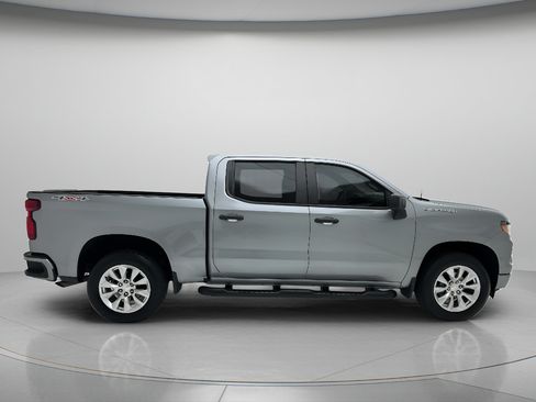 Used 2024 Chevrolet Silverado 1500 Custom AWD/4WD image 4